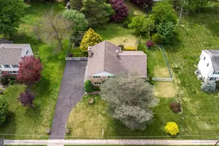 827 Wright Dr, Maple Glen, PA 19002 - Photo 7