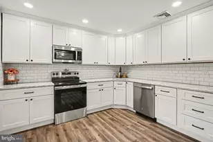 208 W 3rd St, Red Hill, PA 18076 - Photo 5