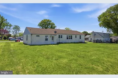 3217 W Mount Kirk Avenue, Norristown, PA 19403 - Photo 35