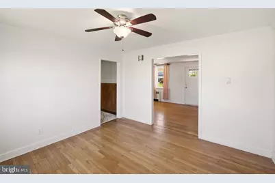 3217 W Mount Kirk Avenue, Norristown, PA 19403 - Photo 13