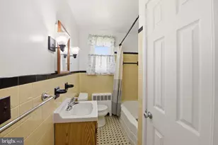 3217 W Mt Kirk Ave, Norristown, PA 19403 - Photo 25