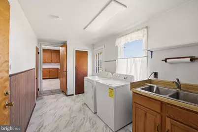 3217 W Mount Kirk Avenue, Norristown, PA 19403 - Photo 17