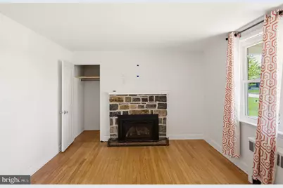 3217 W Mount Kirk Avenue, Norristown, PA 19403 - Photo 9
