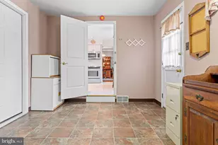 3307 Windsor Dr, Norristown, PA 19403 - Photo 27
