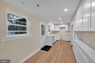 1135 Grovania Ave, Abington, PA 19001 - Photo 11