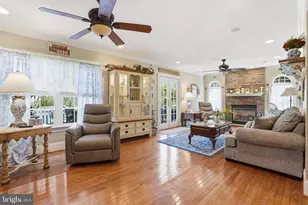 230 Sandown Ct, Souderton, PA 18964 - Photo 17