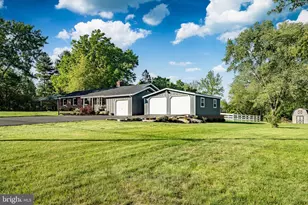 9 Acoma Ln, Collegeville, PA 19426 - Photo 3