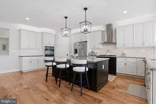 318 Whitemarsh Dr, Flourtown, PA 19031 - Photo 13