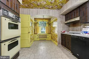 463 5th St, Phoenixville, PA 19460 - Photo 17