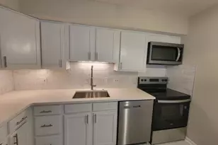 10313 Valley Forge Cir, King of Prussia, PA 19406 - Photo 9
