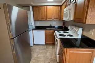 250 Tanglewood Ln, King of Prussia, PA 19406 - Photo 3