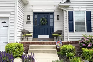 2137 Larkspur Ct, Pennsburg, PA 18073 - Photo 3