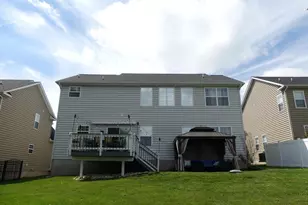 2137 Larkspur Ct, Pennsburg, PA 18073 - Photo 37