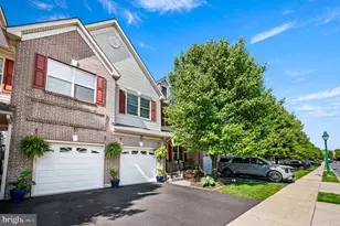 256 Larkspur Ln, Hatfield, PA 19440 - Photo 3