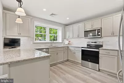 79 W Central Avenue, Telford, PA 18969 - Photo 5