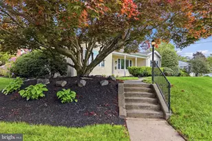 79 W Central Ave, Telford, PA 18969 - Photo 3