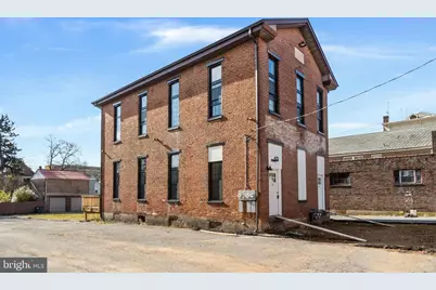 420 Chestnut Street #2, Pottstown, PA 19464 - Photo 1