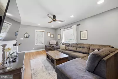 307 E Mount Kirk Avenue, Norristown, PA 19403 - Photo 11