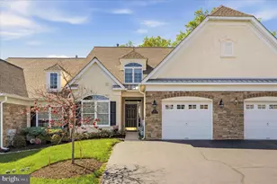 383 Brittany Ct, Souderton, PA 18964 - Photo 1