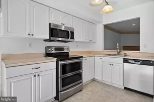4101 Quaker Ct, North Wales, PA 19454 - Photo 5