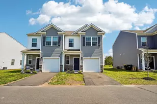 884 Still Waters Ln, Pennsburg, PA 18073 - Photo 25