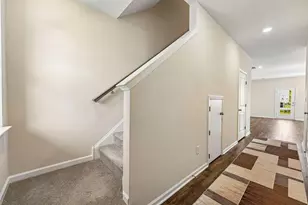 884 Still Waters Ln, Pennsburg, PA 18073 - Photo 13