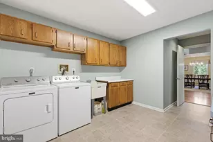 106 Surrey Ln, Harleysville, PA 19438 - Photo 11
