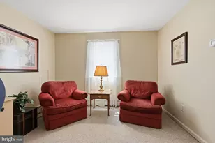 106 Surrey Ln, Harleysville, PA 19438 - Photo 7