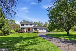 106 Surrey Ln, Harleysville, PA 19438 - Photo 5