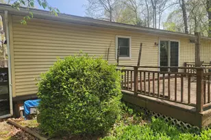 733 Dogwood Dr, Green Lane, PA 18054 - Photo 3