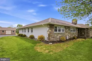 1010 Woodland Ave, Norristown, PA 19403 - Photo 3