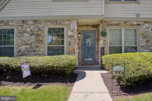 1408 Stratford Ct, Royersford, PA 19468 - Photo 3