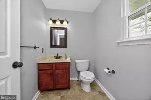 35 Westbury Dr, Gilbertsville, PA 19525 - Photo 19