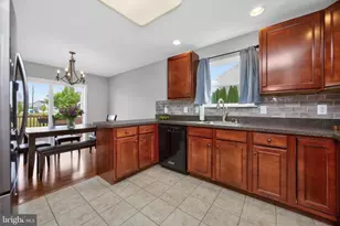 35 Westbury Dr, Gilbertsville, PA 19525 - Photo 11