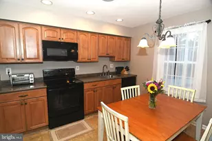 10 Red Cloud Cir, Royersford, PA 19468 - Photo 27