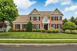 132 Chinaberry Ln, Collegeville, PA 19426 - Photo 1