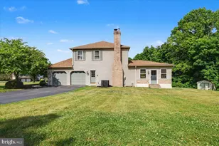 10 Hawk Ct, Gilbertsville, PA 19525 - Photo 3
