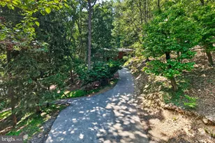 302 Gypsy Ln, King of Prussia, PA 19406 - Photo 3