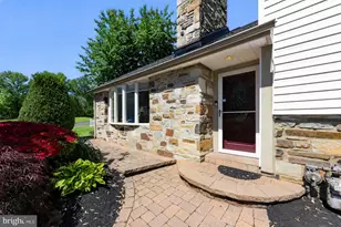 821 Beverly Rd, Rydal, PA 19046 - Photo 3