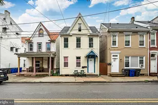 448 King St, Pottstown, PA 19464 - Photo 1