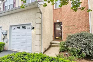 102 Watercrest Dr, Red Hill, PA 18076 - Photo 3