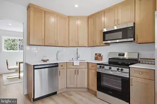 1551 Fitzwatertown Rd, Willow Grove, PA 19090 - Photo 7