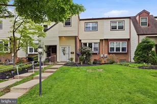 282 Birch Dr, Lafayette Hill, PA 19444 - Photo 1