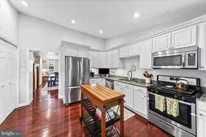 387 E Hector Street, Conshohocken, PA 19428 - Photo 11