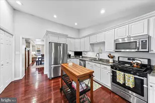 387 E Hector St, Conshohocken, PA 19428 - Photo 11