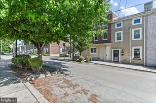 387 E Hector St, Conshohocken, PA 19428 - Photo 29