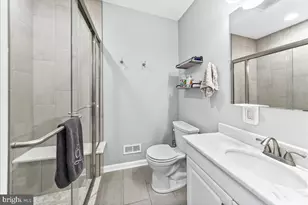 387 E Hector St, Conshohocken, PA 19428 - Photo 21
