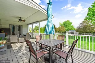 115 Elio Cir, Royersford, PA 19468 - Photo 9