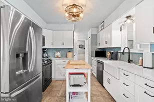 115 Elio Cir, Royersford, PA 19468 - Photo 5