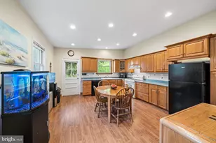 209 Harry St, Conshohocken, PA 19428 - Photo 11